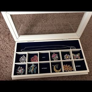 Bradford Exchange Monthly Nsecklace Set